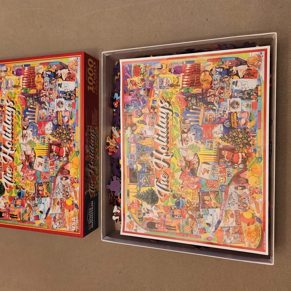 White Mountain 'The Holidays' Jigsaw Puzzle - 1000 Pieces - Picture 2 of 6